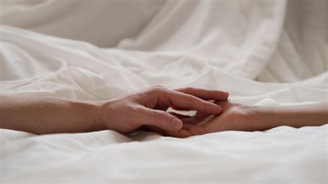 Éjaculation sur le corps (COB) Massage sexuel Arth